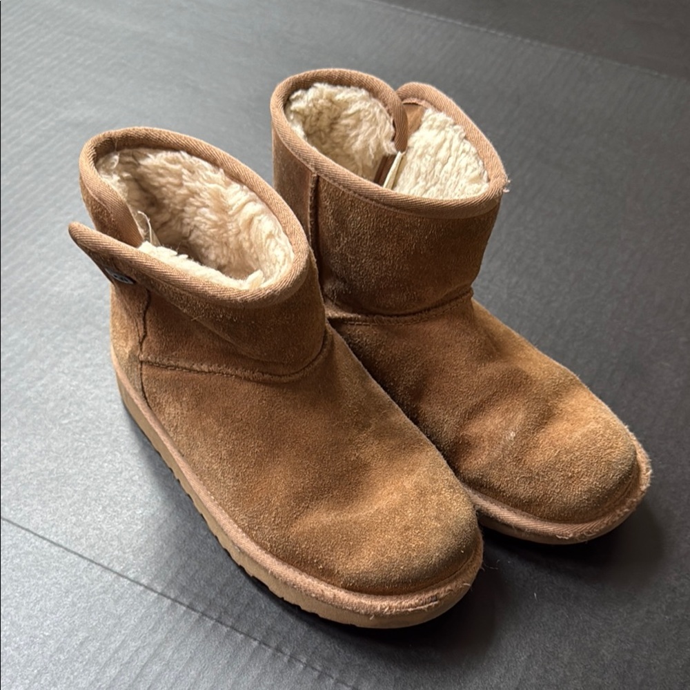 UGG Kids Tan Snow Boots